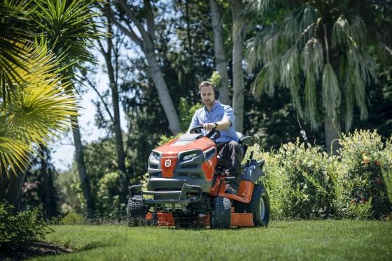 Tuintractor: zitmaaier met opvang